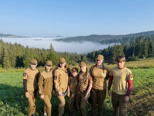 Карпатський Щит